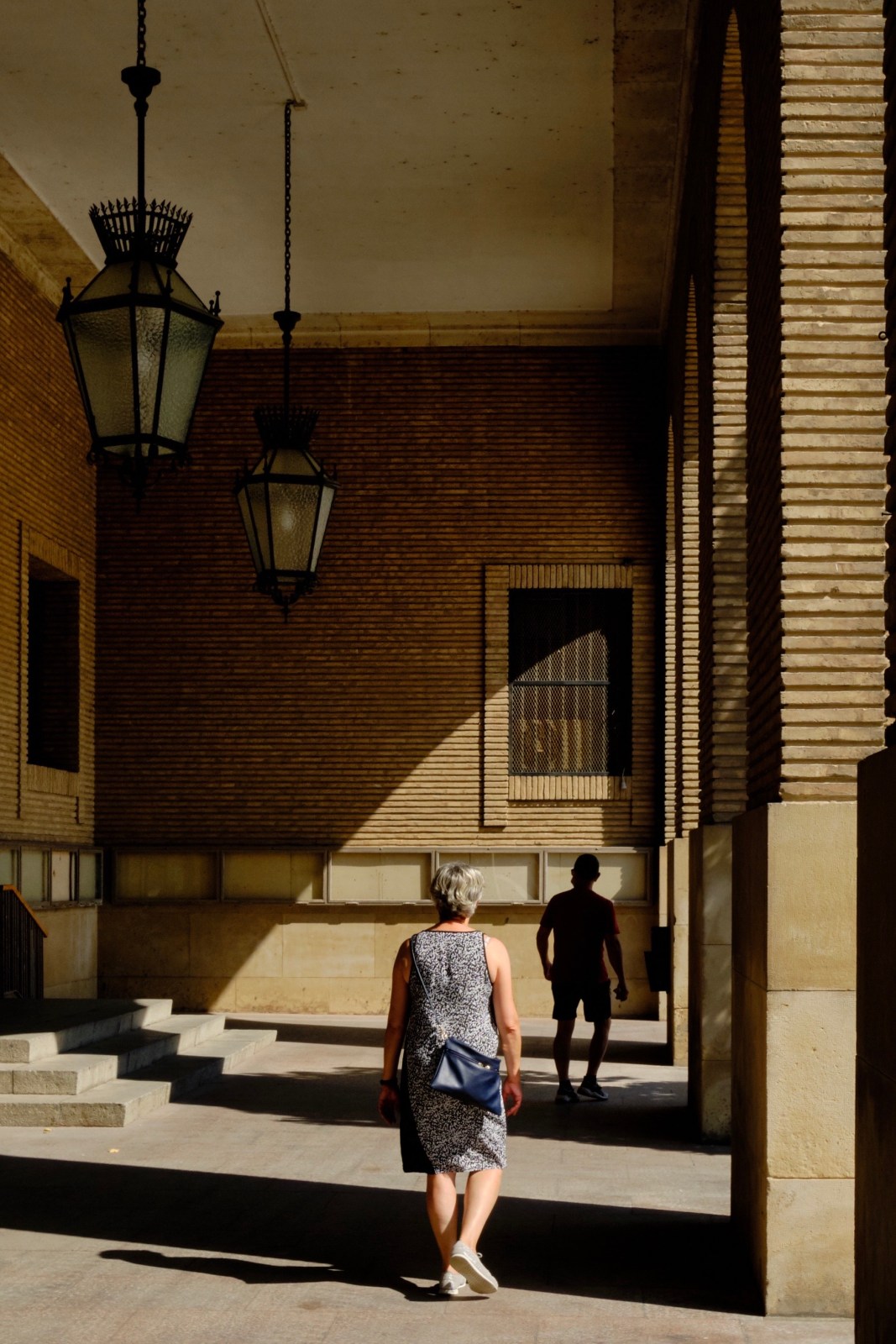 Taller de Composición Fotográfica Urbana Zaragoza con Rober Tomas http://robertomasfoto.com
