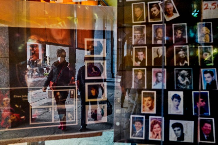 Taller de fotografía de calle en Madrid http://robertomasfoto.com 