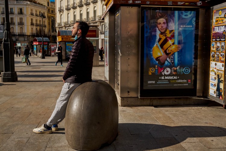 Taller de fotografía de calle en Madrid http://robertomasfoto.com 
