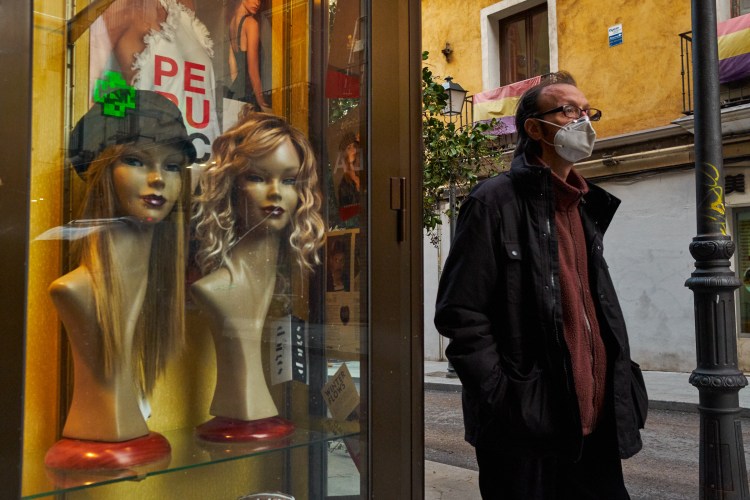 Taller de fotografía de calle en Madrid http://robertomasfoto.com 