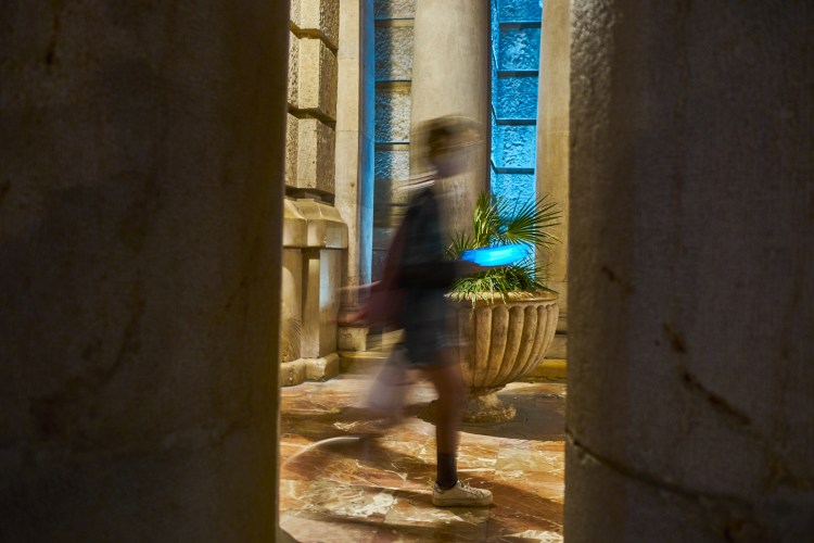 Talleres de fotografia de calle en Valencia rober tomas http://robertomasfoto.com 