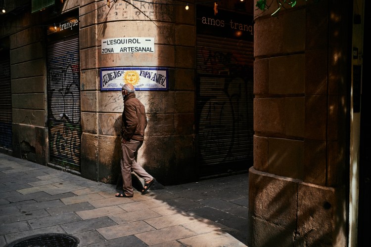 Talleres de Fotografía de Calle en Barcelona con Rober Tomas http://robertomasfoto.com 