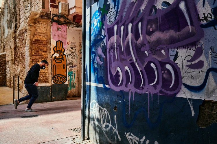 Talleres de Inmersión en la Fotografia de Calle Zaragoza con Rober Tomas