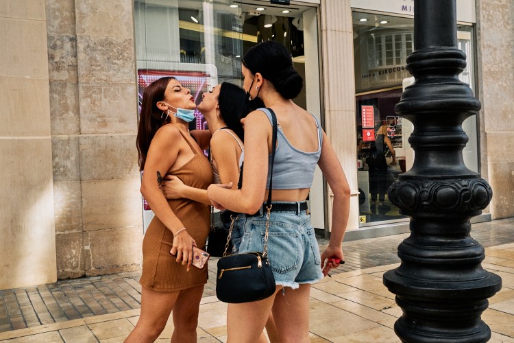 Taller y cursos de fotografia de calle en Malaga con Rober Tomás 