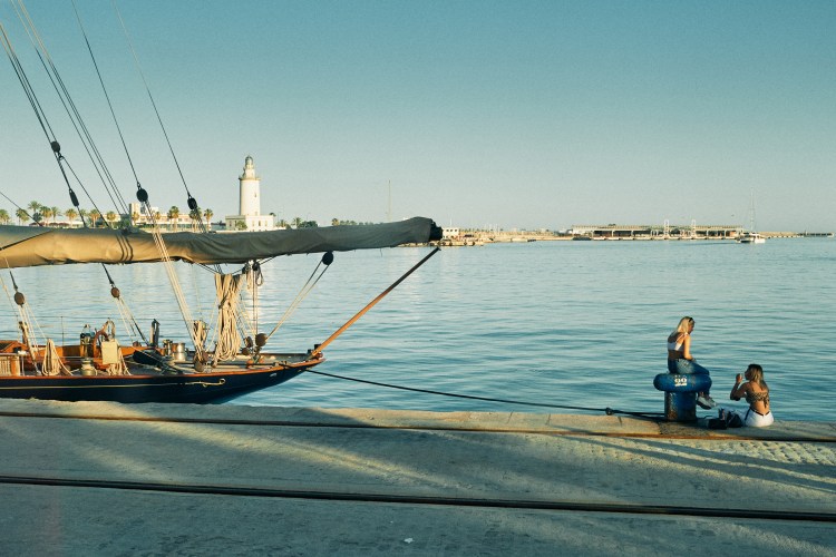 Taller y cursos de fotografia de calle en Malaga con Rober Tomás 