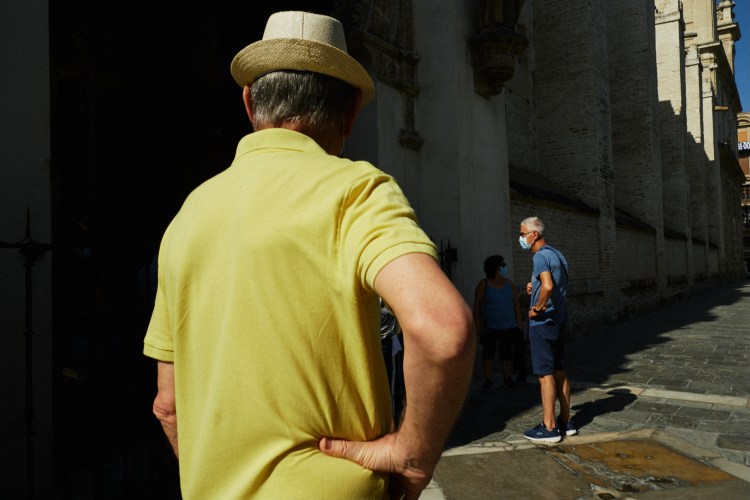 Taller de fotografía de calle en Sevilla, con Rober Tomas,

http://robertomasfoto.com 