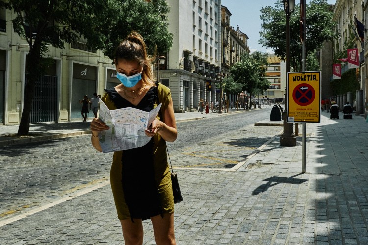 Taller de fotografía de calle en Sevilla, con Rober Tomas,

http://robertomasfoto.com 