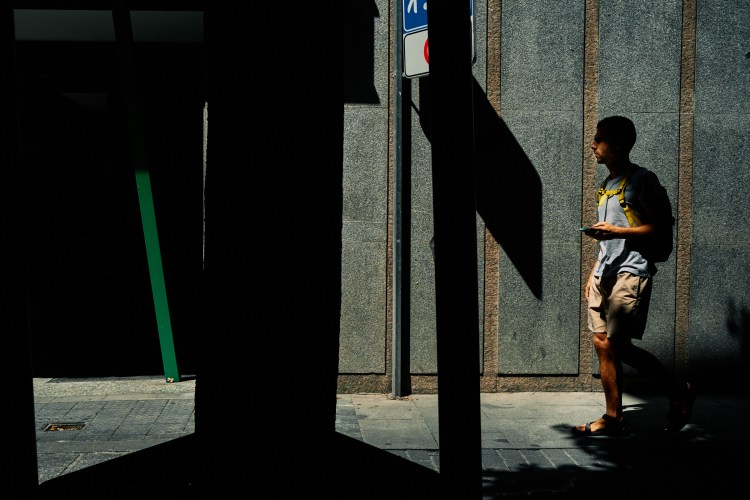 Taller de Fotografía de Calle con Rober Tomás en Madrid. http://robertomasfoto.com 