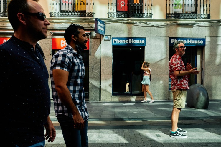 Taller de Fotografía de Calle con Rober Tomás en Madrid. http://robertomasfoto.com 