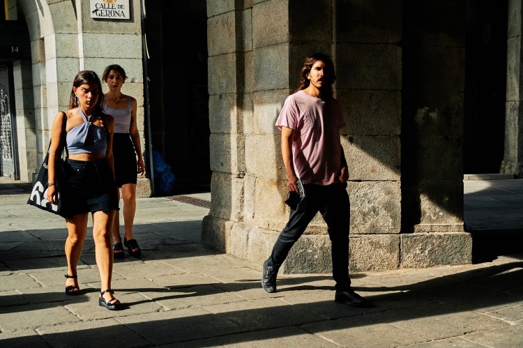 Taller de Fotografía de Calle con Rober Tomás en Madrid. http://robertomasfoto.com 