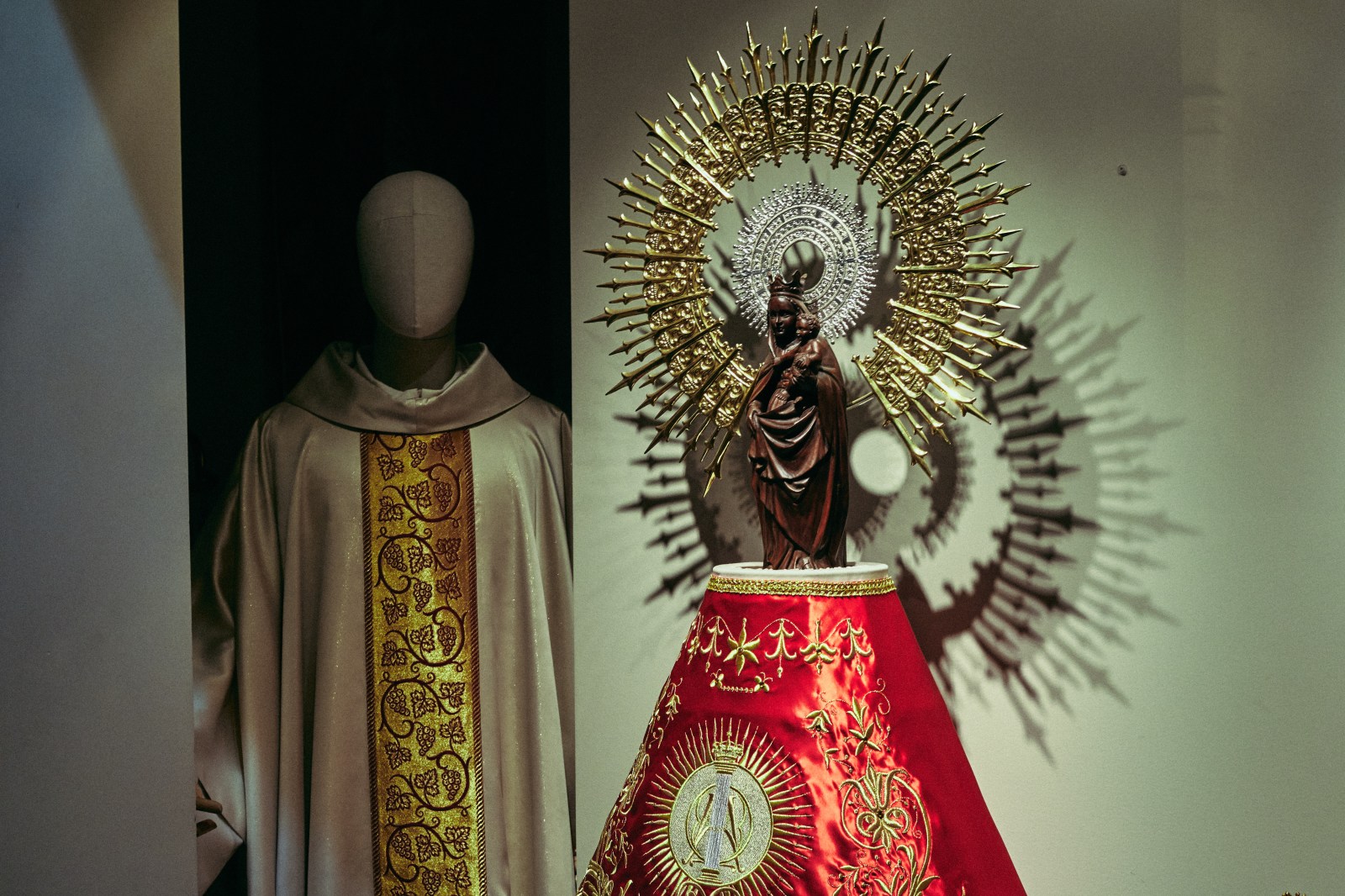 Fotografía de Calle nocturna en Zaragoza con Rober Tomas http://robertomasfoto.com 