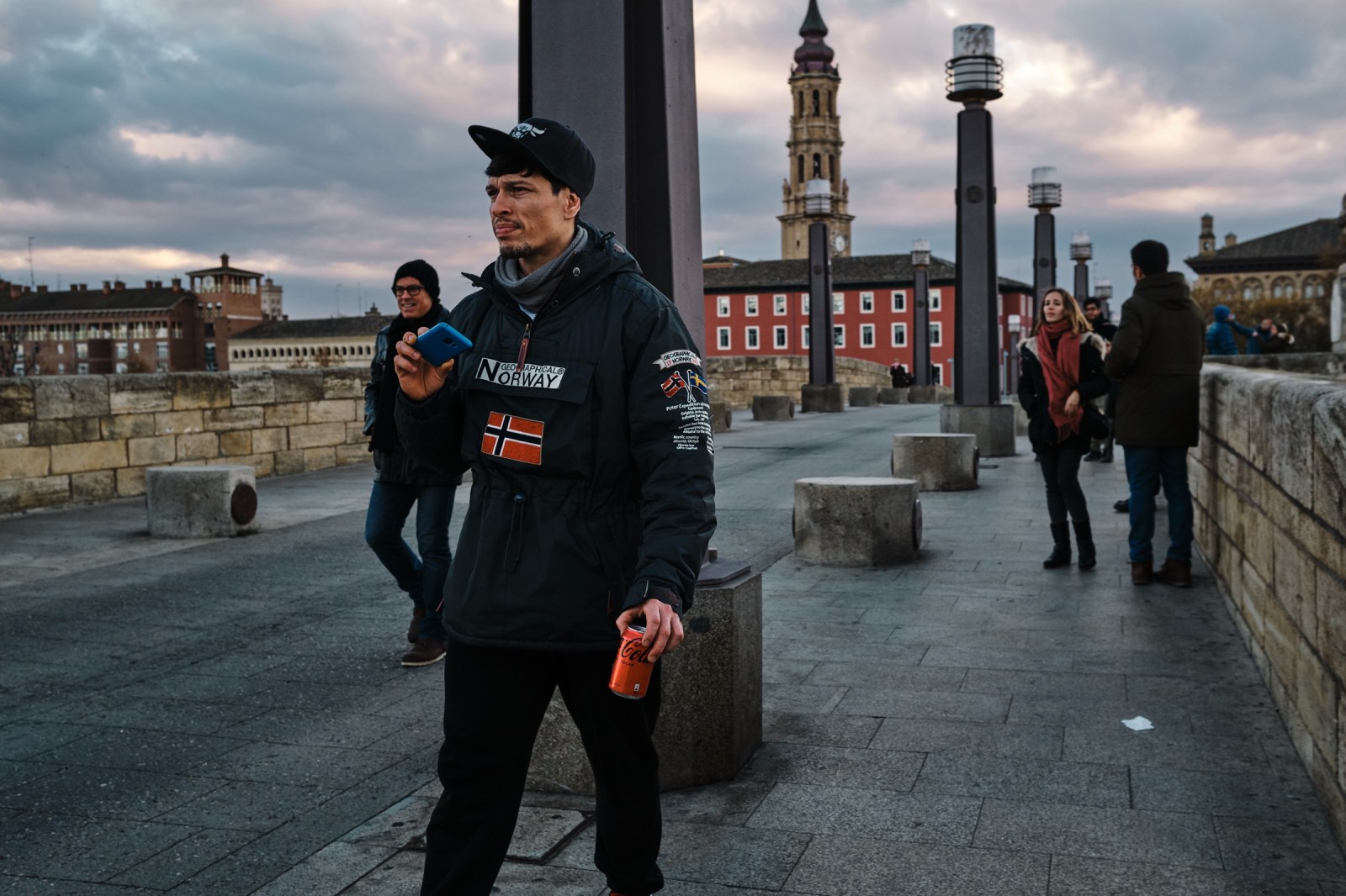 Talleres de Fotografia de Calle en Zaragoza con Rober Tomás, http://robertomasfoto.com 