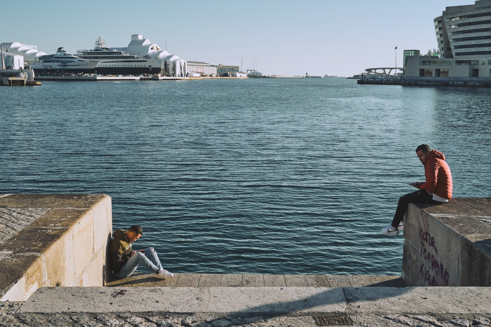 Rober Tomás Fotografía
http://robertomasfoto.com 
Barcelona 2022 Talleres de Fotografía