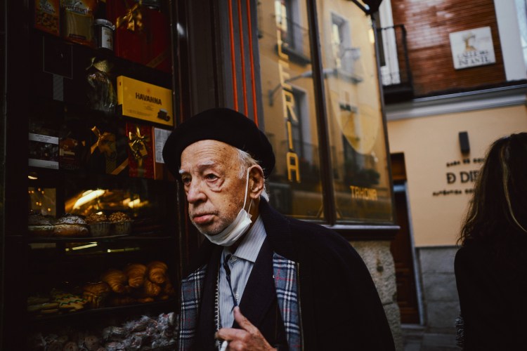 Taller de Fotografía de Calle en Madrid. http://robertomasfoto.com  Rober Tomas