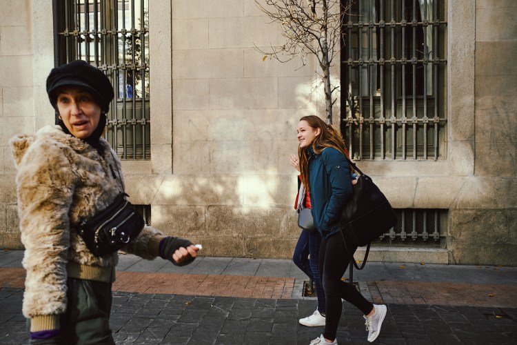 Taller de Fotografía de Calle en Madrid. http://robertomasfoto.com  Rober Tomas