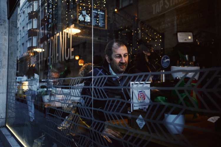 Taller de Fotografía de Calle en Madrid. http://robertomasfoto.com  Rober Tomas