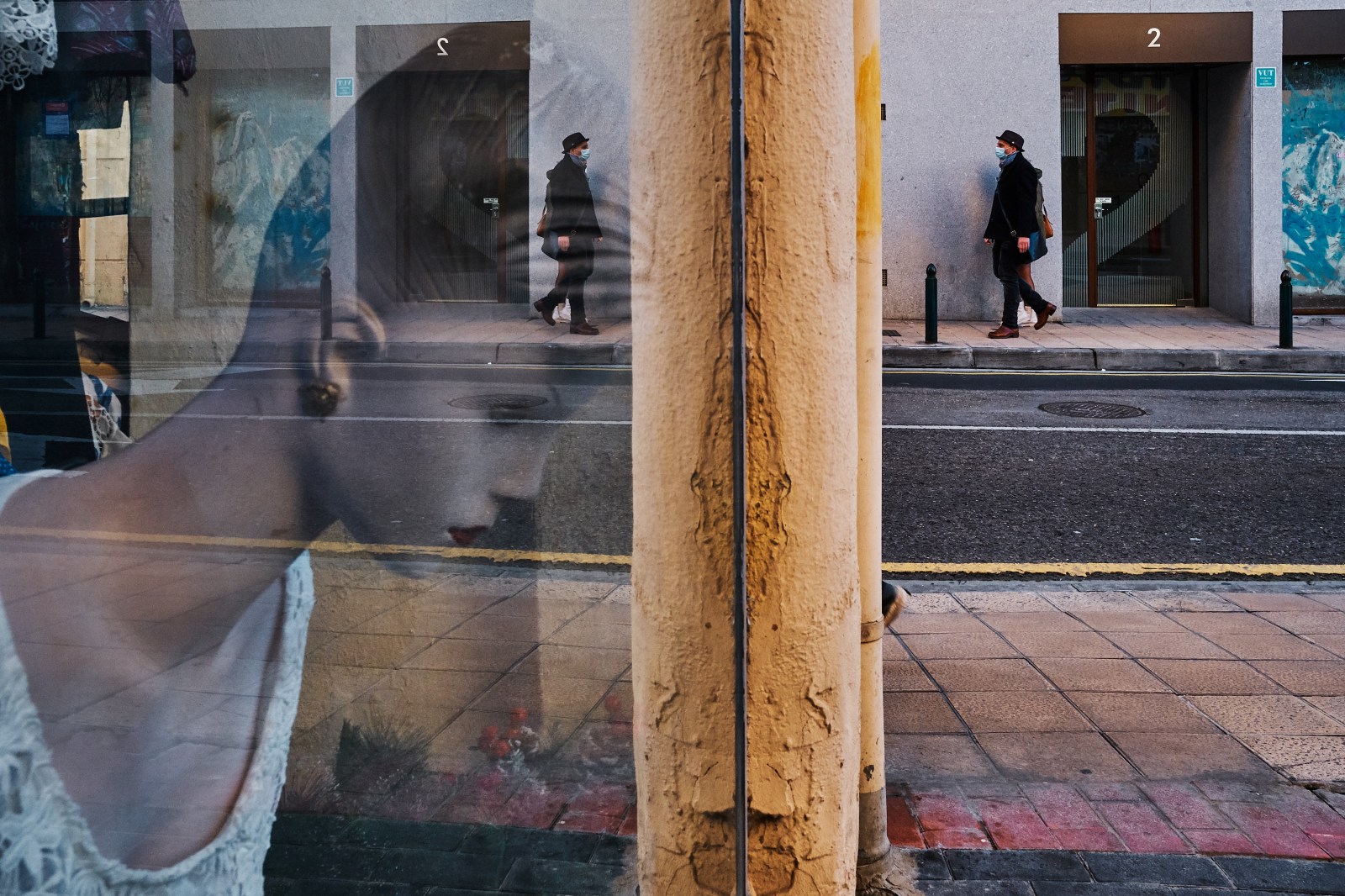 Talleres de Fotografia de Calle en Zaragoza con Rober Tomás http://robertomasfoto.com 