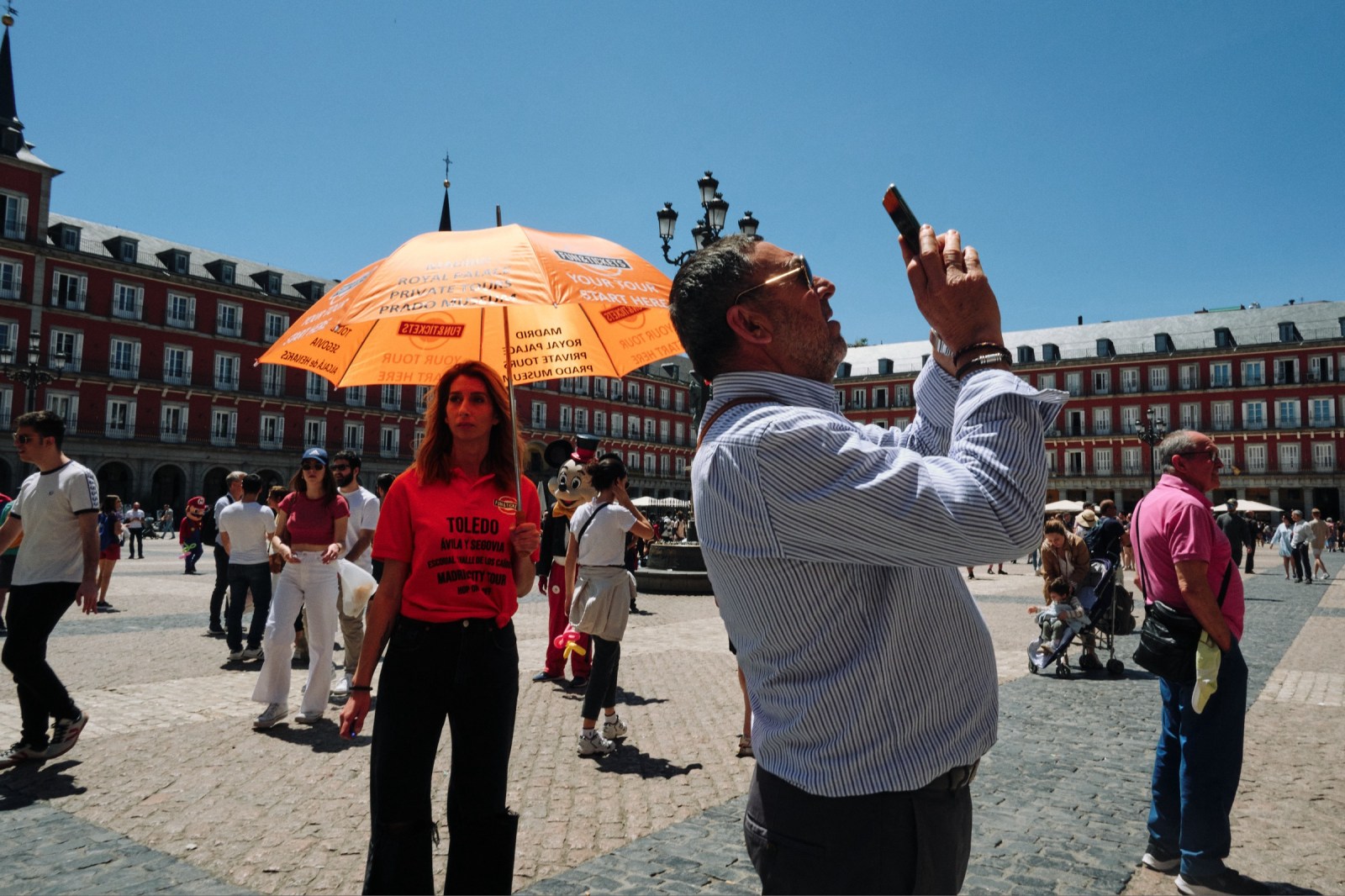 Taller de Fotografía de Calle en Madrid con Rober Tomas en http://robertomasfoto.com 