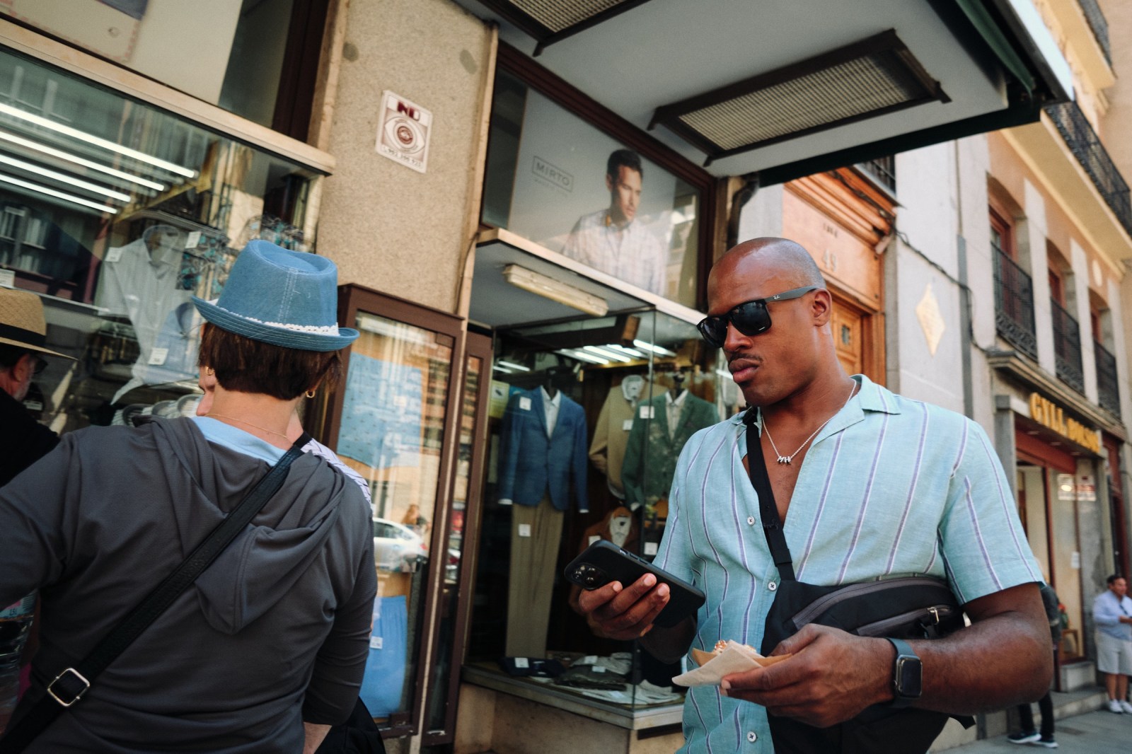 Taller de Fotografía de Calle en Madrid con Rober Tomas en http://robertomasfoto.com 