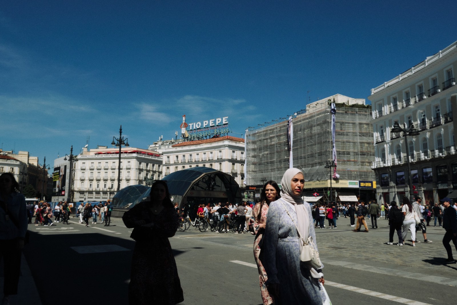 Taller de Fotografía de Calle en Madrid con Rober Tomas en http://robertomasfoto.com 
