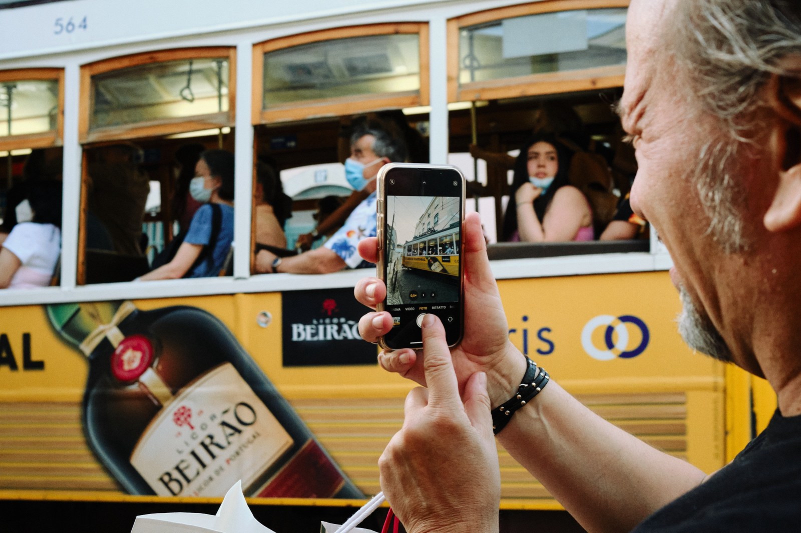 Taller de fotografía de calle en Lisboa. (Portugal) con Rober Tomás en http://robertomasfoto.com 