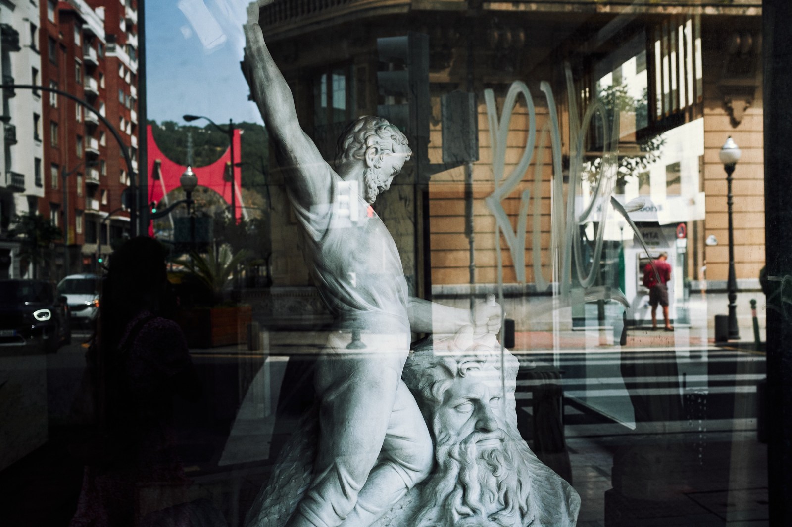 Talleres y cursos de fotografía de calle en Bilbao con Rober Tomás. http://robertomasfoto.com 