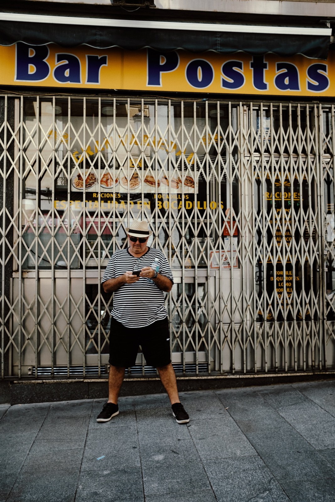 Talleres de Fotografia de Calle en Madrid con Rober Tomas en http://robertomasfoto.com 