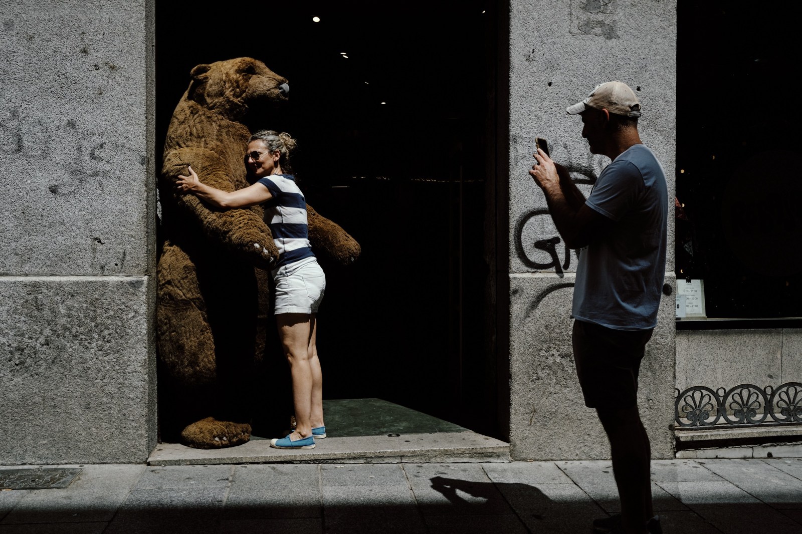 Talleres de Fotografia de Calle en Madrid con Rober Tomas en http://robertomasfoto.com 