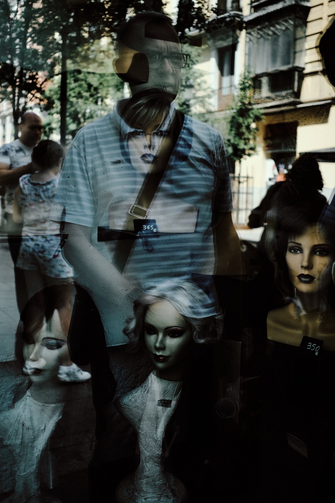 Talleres de Fotografia de Calle en Madrid con Rober Tomas en http://robertomasfoto.com 