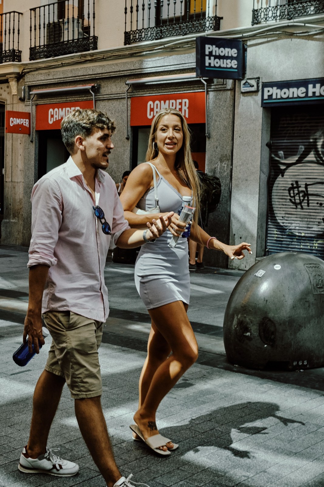 Talleres de Fotografia de Calle en Madrid con Rober Tomas en http://robertomasfoto.com 