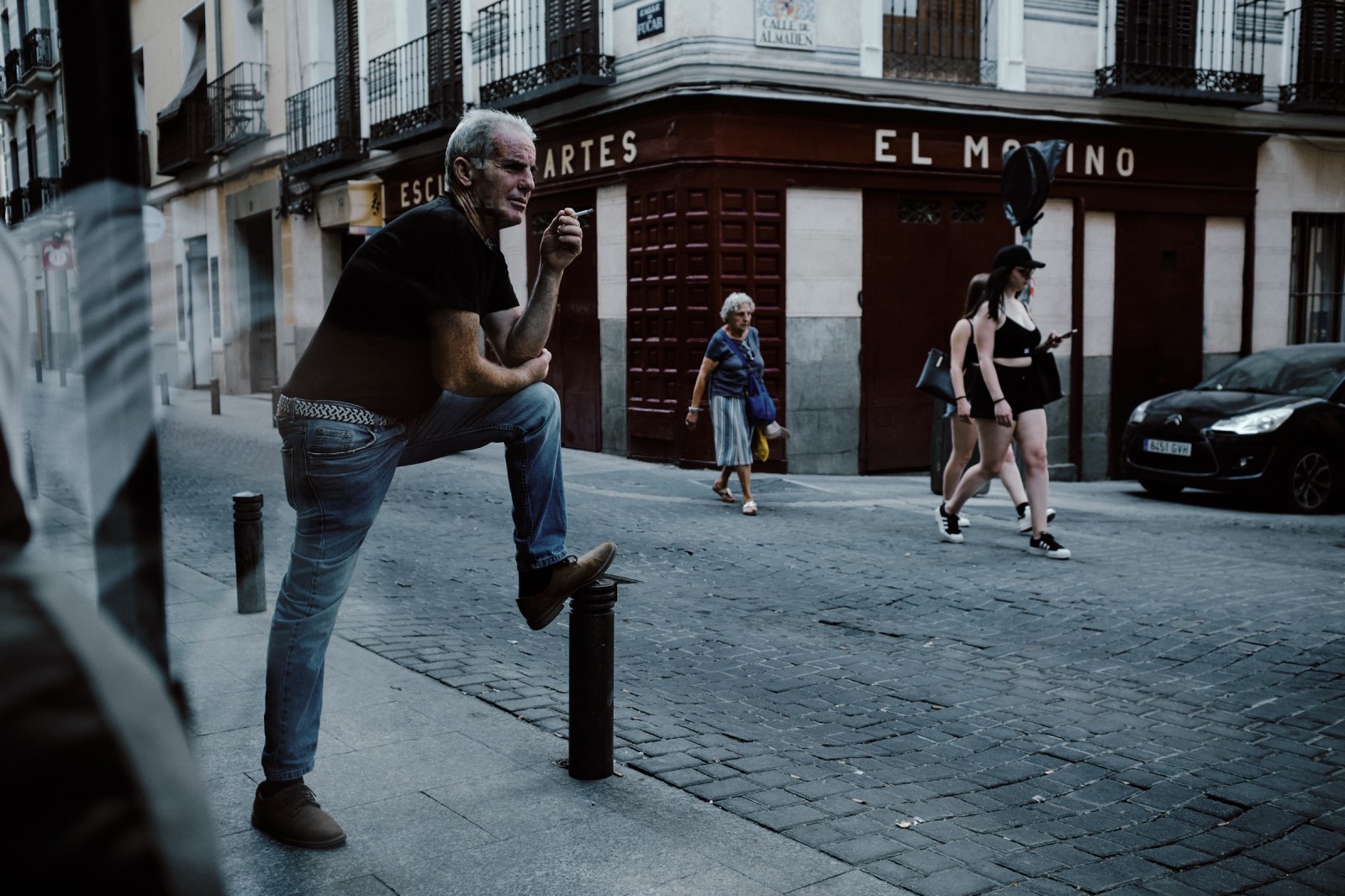 Talleres de Fotografia de Calle en Madrid con Rober Tomas en http://robertomasfoto.com 