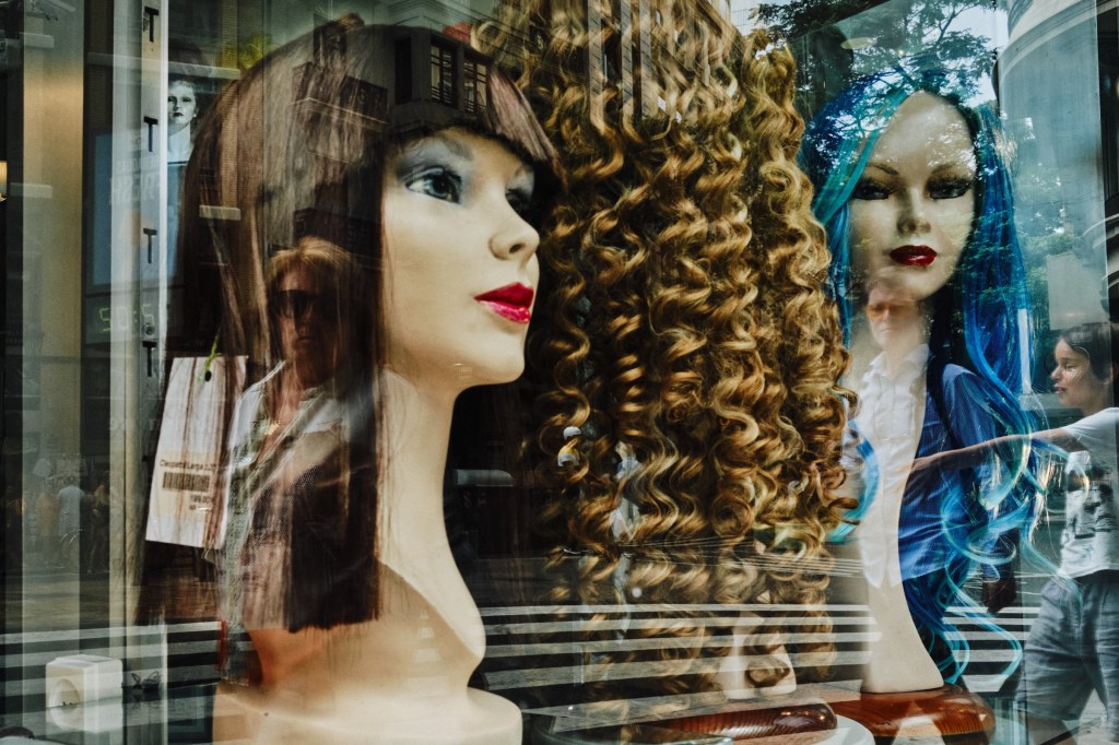 Talleres de inmersión en fotografía de calle en Valencia con Rober Tomás. http://robertomasfoto.com