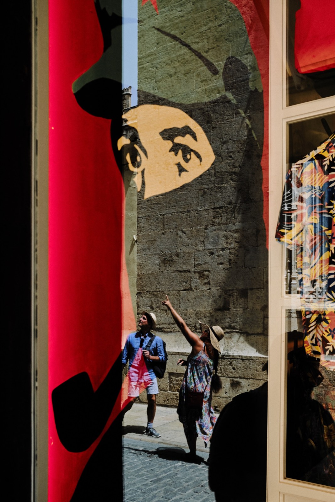 Talleres y Cursos de Fotografía de Calle en Valencia con Rober Tomás. http://robertomasfoto.com 