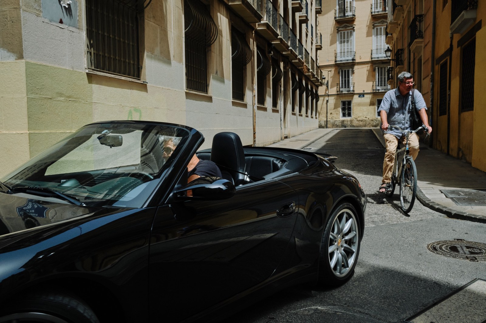 Talleres y Cursos de Fotografía de Calle en Valencia con Rober Tomás. http://robertomasfoto.com 