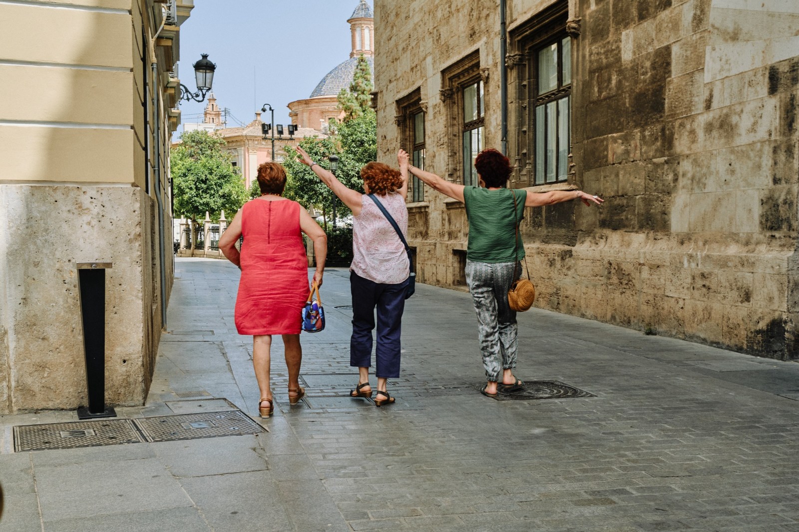 Talleres y Cursos de Fotografía de Calle en Valencia con Rober Tomás. http://robertomasfoto.com 