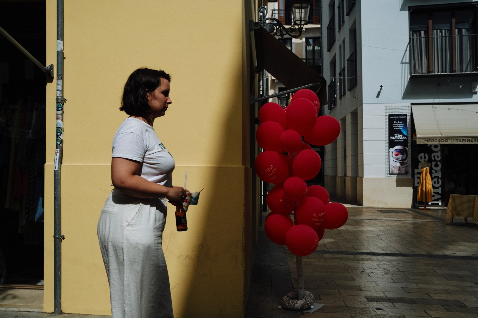 Talleres y Cursos de Fotografía de Calle en Valencia con Rober Tomás. http://robertomasfoto.com 