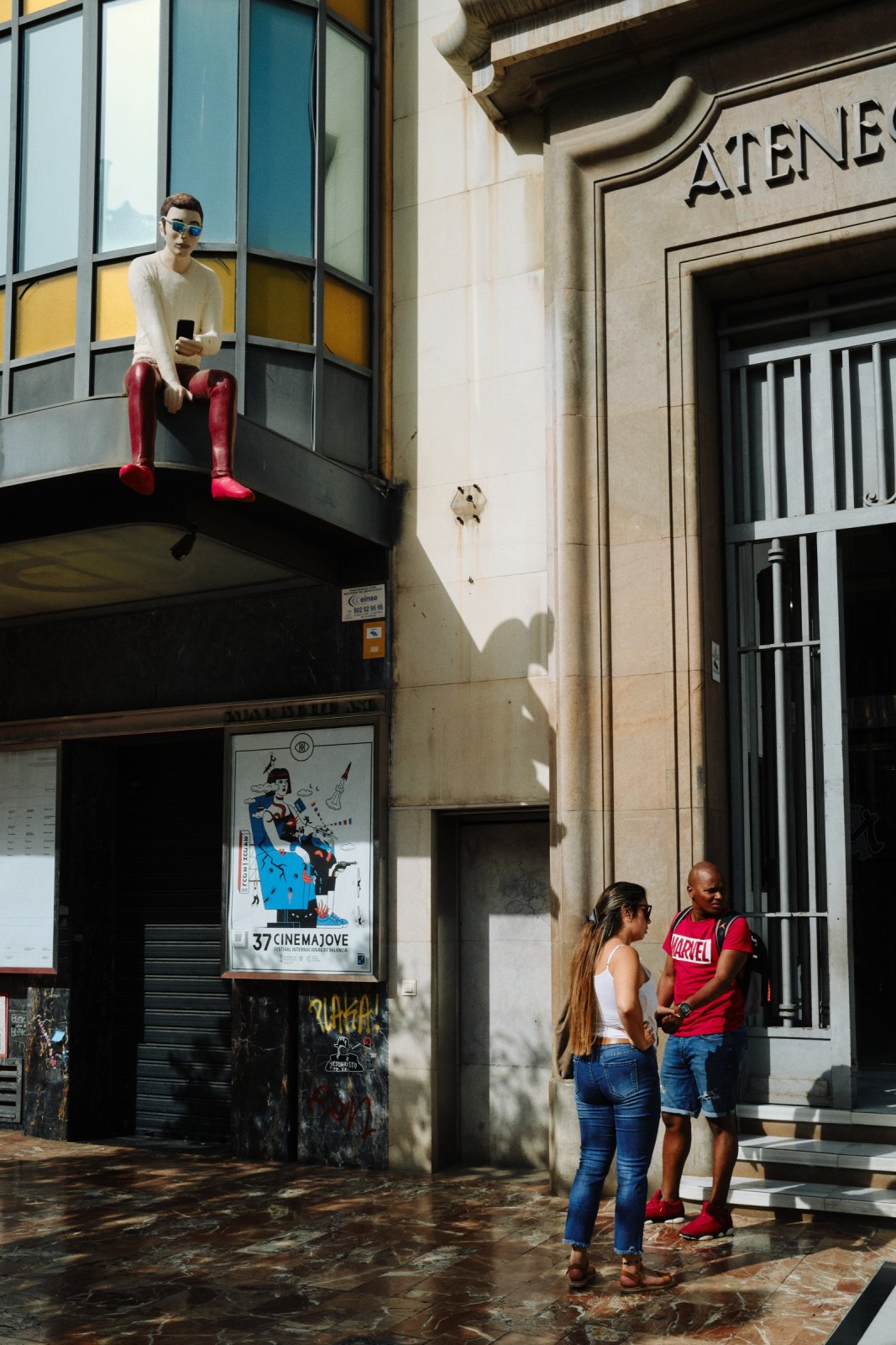 Talleres y Cursos de Fotografía de Calle en Valencia con Rober Tomás. http://robertomasfoto.com 
