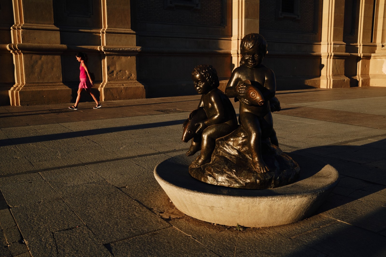 Taller de Fotografia de Calle Nocturna en Zaragoza con Rober Tomás en http://robertomasfoto.com 