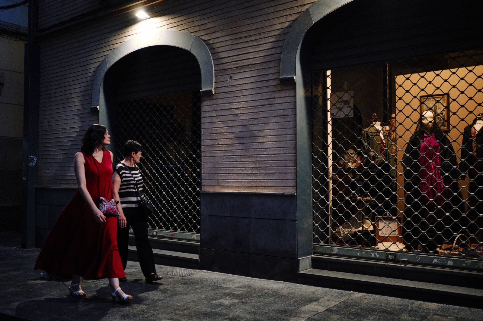 Taller de Fotografia de Calle Nocturna en Zaragoza con Rober Tomás en http://robertomasfoto.com 