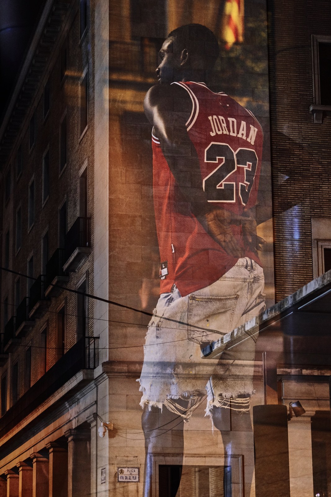 Taller de Fotografia de Calle Nocturna en Zaragoza con Rober Tomás en http://robertomasfoto.com 