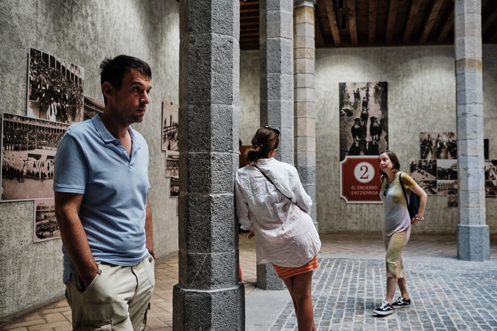Taller de Fotografía de Calle en Pamplona con Rober Tomás en http://robertomasfoto.com 