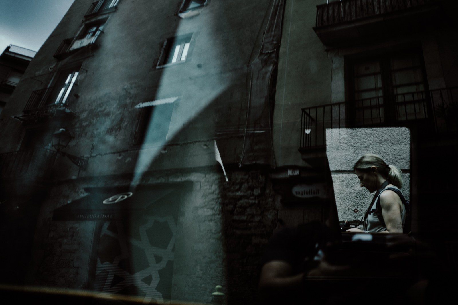 Talleres y Cursos de Fotografia de Calle en Barcelona con Rober Tomás en http://robertomasfoto.com 