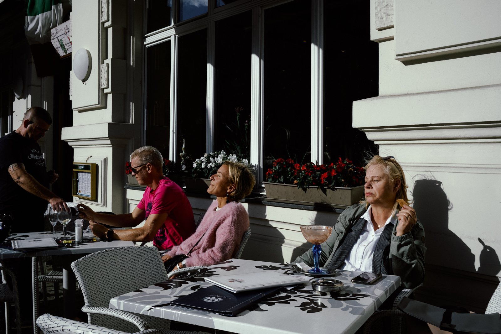 Taller de inmersion en Fotografia de Calle en Berlín (Alemania) con Rober Tomas, en http://robertomasfoto.com 