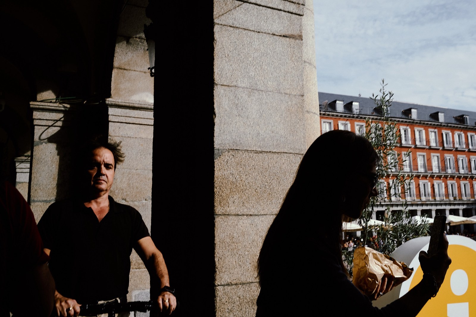 Taller de Fotografia de Calle con Rober Tomás en Madrid en http://robertomasfoto.com 