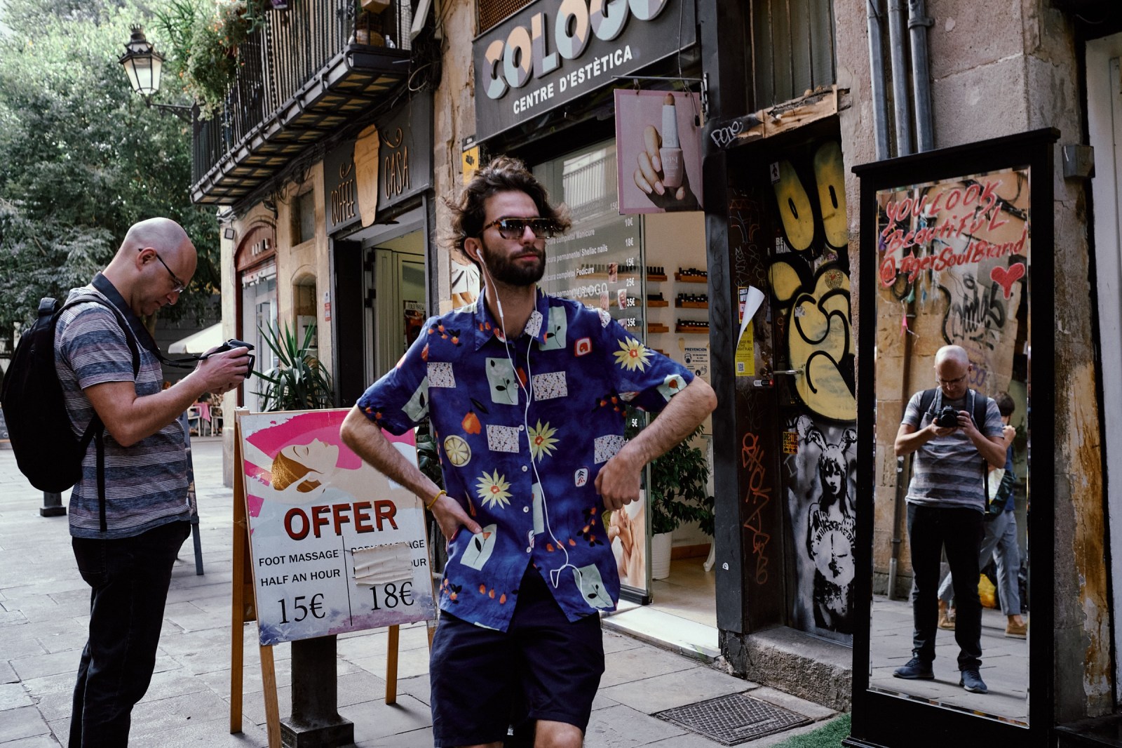 Talleres de fotografia de calle con Rober Tomas en Barcelona http://robertomasfoto.com 