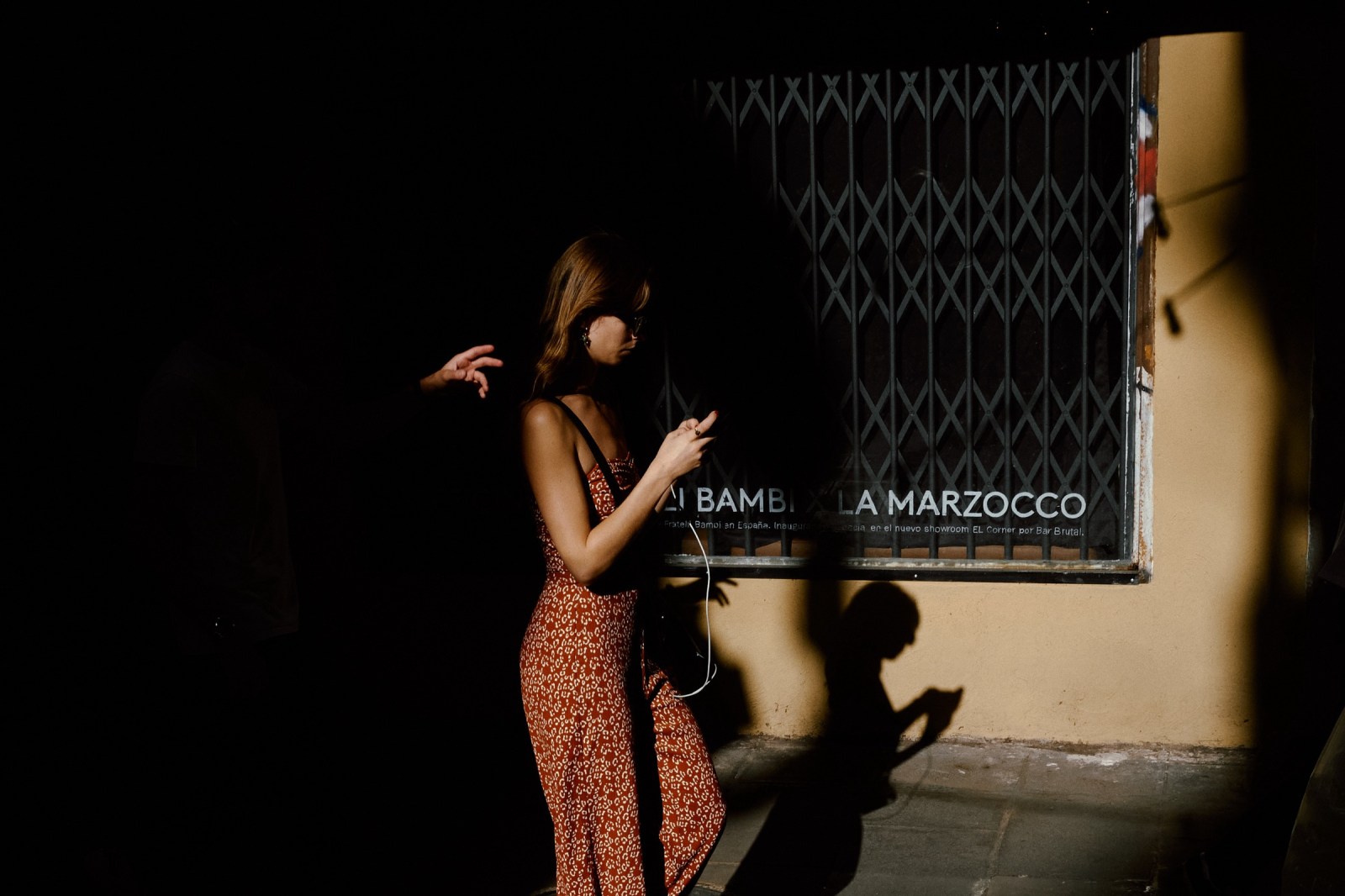 Talleres de fotografia de calle con Rober Tomas en Barcelona http://robertomasfoto.com 