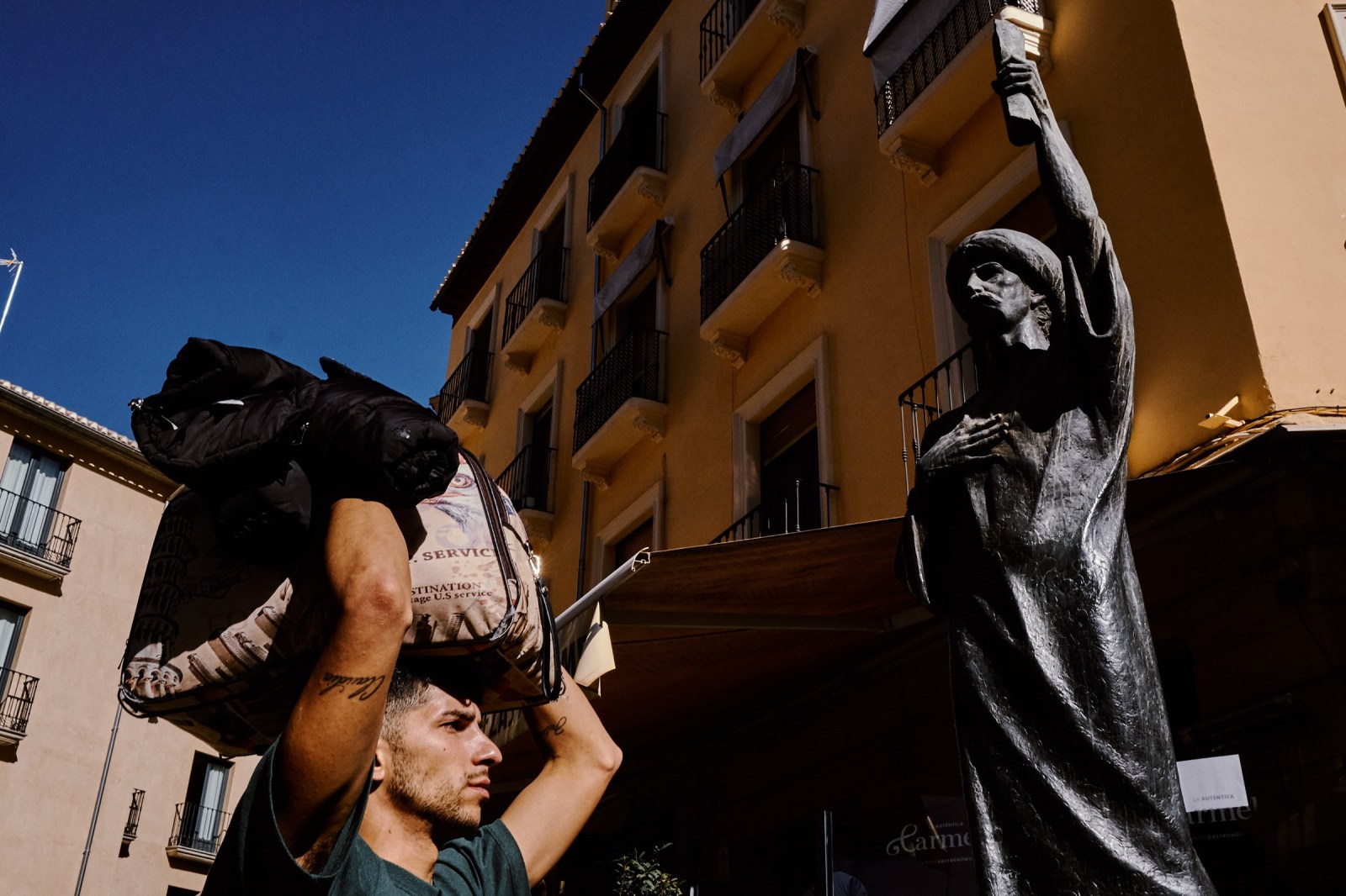 Taller de fotografia de calle en Granada con Rober Tomas en http://robertomasfoto.com 