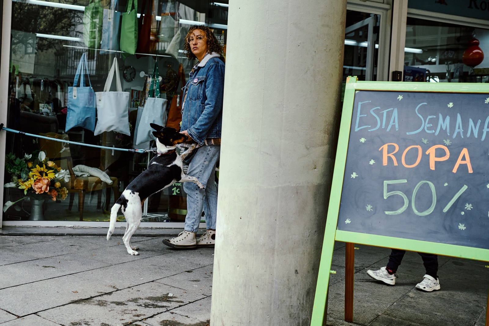 Talleres y cursos de fotografía de calle con Rober Tomas en Barcelona. http://robertomasfoto.com 