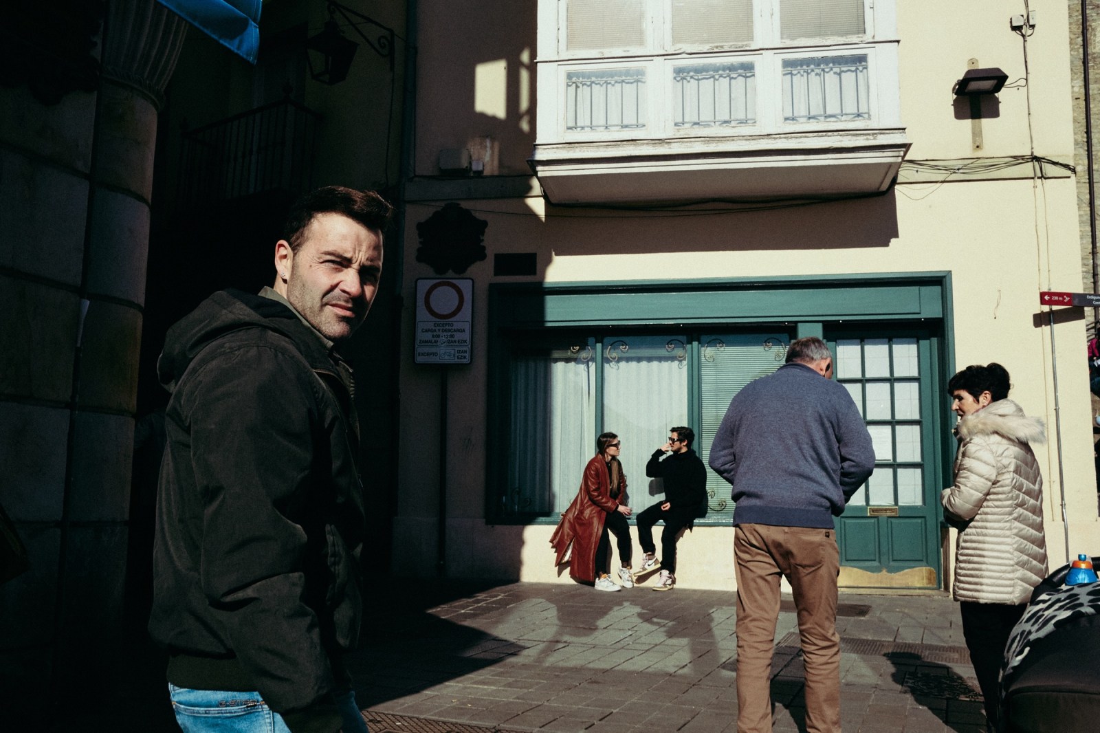 Taller de inmersión en fotografia de calle en Vitoria-gasteiz con Rober Tomás en http://robertomasfoto.com 