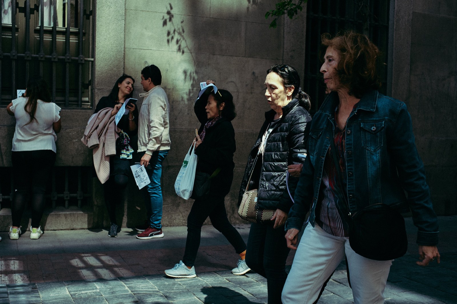 Talleres y cursos de fotografía de calle con Rober Tomas en Madrid